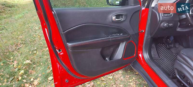 Внедорожник / Кроссовер Jeep Compass 2018 в Дубно