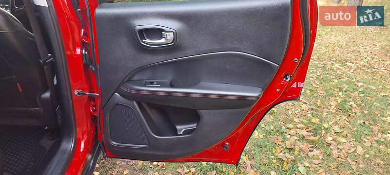 Внедорожник / Кроссовер Jeep Compass 2018 в Дубно