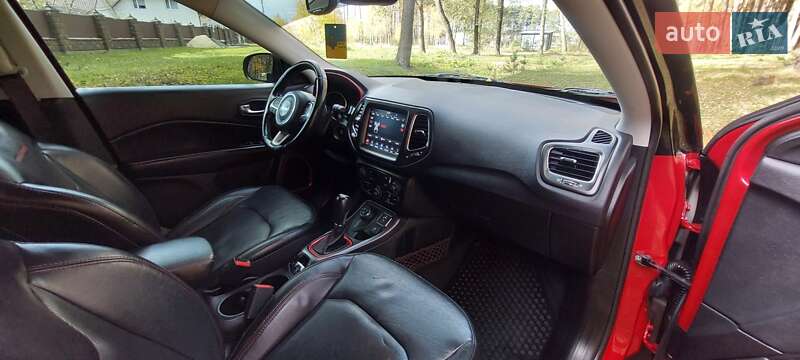 Внедорожник / Кроссовер Jeep Compass 2018 в Дубно