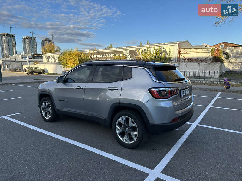 Внедорожник / Кроссовер Jeep Compass 2019 в Киеве
