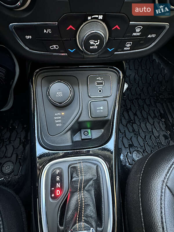 Внедорожник / Кроссовер Jeep Compass 2019 в Киеве