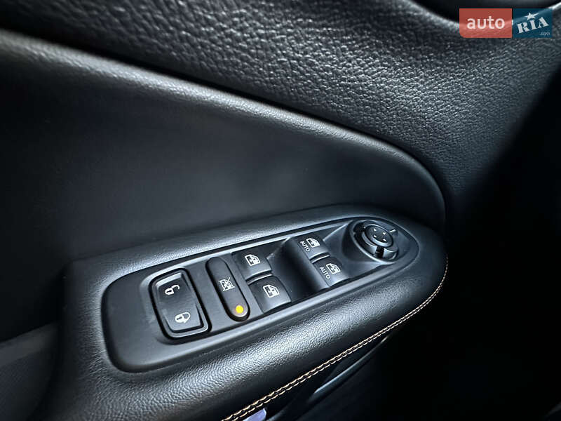 Внедорожник / Кроссовер Jeep Compass 2019 в Киеве