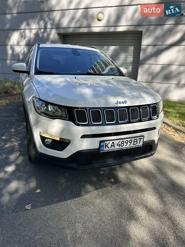 Внедорожник / Кроссовер Jeep Compass 2019 в Киеве фото 3 Внедорожник / Кроссовер Jeep Compass 2019 в Киеве