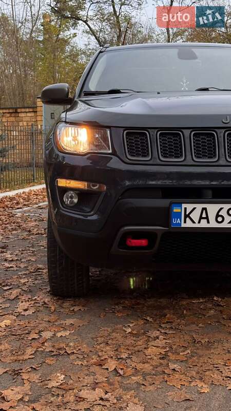 Внедорожник / Кроссовер Jeep Compass 2018 в Киеве