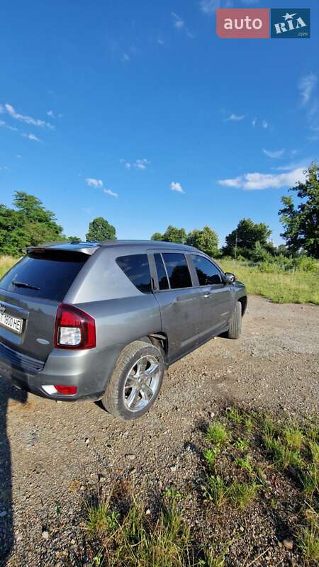 Внедорожник / Кроссовер Jeep Compass 2013 в Ивано-Франковске фото 3 Внедорожник / Кроссовер Jeep Compass 2013 в Ивано-Франковске