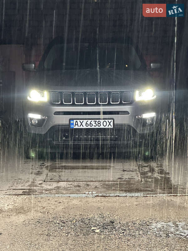Позашляховик / Кросовер Jeep Compass 2020 в Харкові