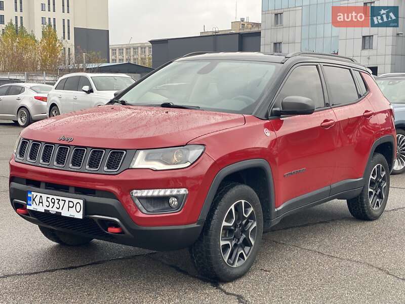 Внедорожник / Кроссовер Jeep Compass 2020 в Киеве