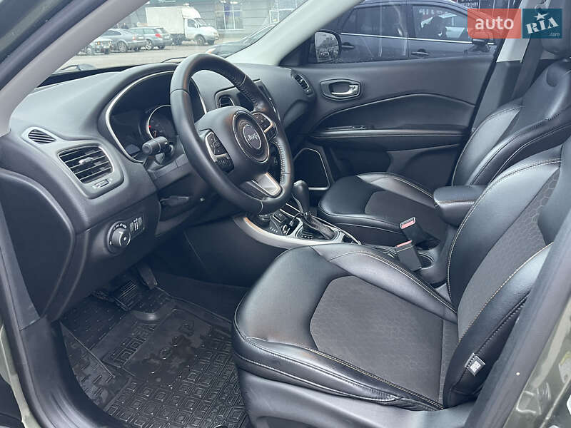 Позашляховик / Кросовер Jeep Compass 2017 в Полтаві