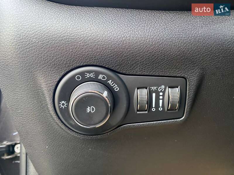 Внедорожник / Кроссовер Jeep Compass 2023 в Днепре фото 12 Внедорожник / Кроссовер Jeep Compass 2023 в Днепре