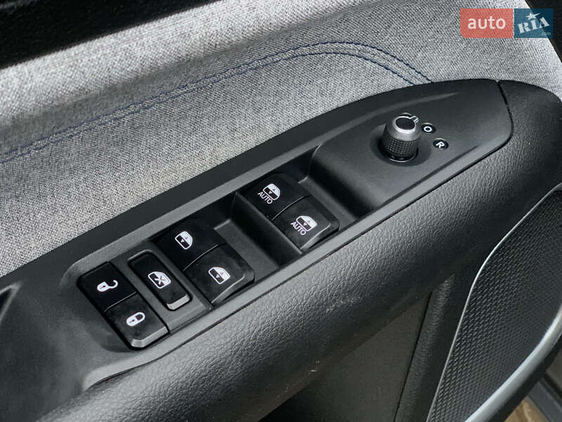 Позашляховик / Кросовер Jeep Compass 2023 в Бердичеві фото 43 Позашляховик / Кросовер Jeep Compass 2023 в Бердичеві