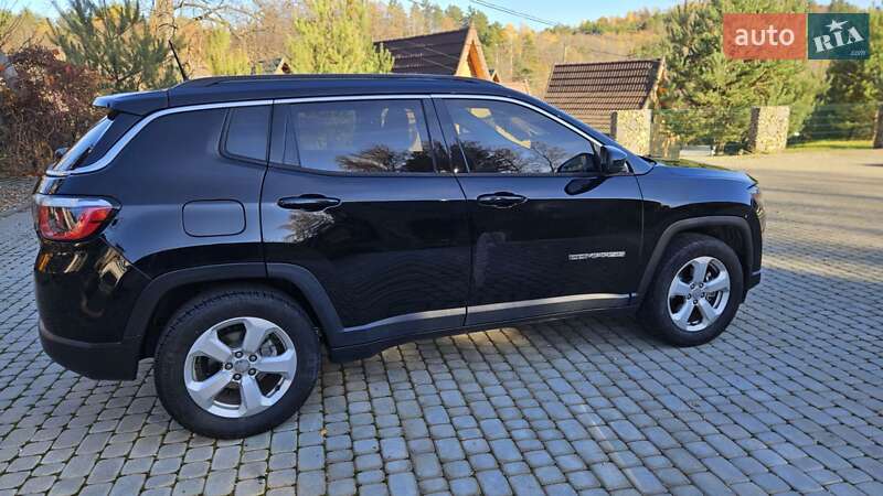 Внедорожник / Кроссовер Jeep Compass 2017 в Старом Самборе фото 9 Внедорожник / Кроссовер Jeep Compass 2017 в Старом Самборе