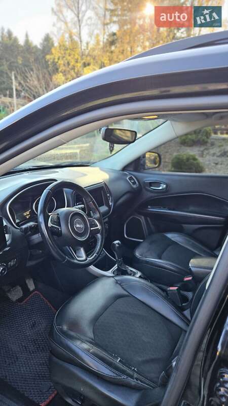 Внедорожник / Кроссовер Jeep Compass 2017 в Старом Самборе фото 12 Внедорожник / Кроссовер Jeep Compass 2017 в Старом Самборе