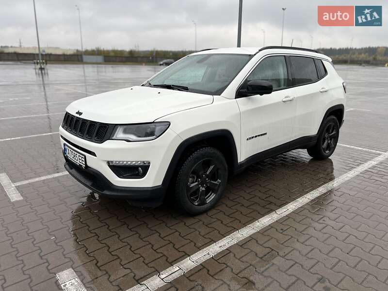 Внедорожник / Кроссовер Jeep Compass 2020 в Киеве