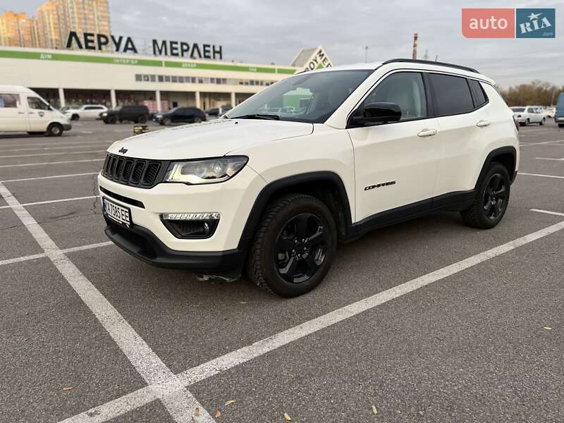 Внедорожник / Кроссовер Jeep Compass 2020 в Киеве