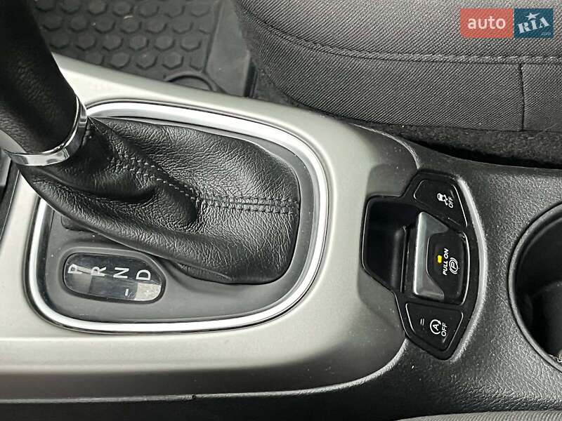 Внедорожник / Кроссовер Jeep Compass 2017 в Киеве фото 20 Внедорожник / Кроссовер Jeep Compass 2017 в Киеве