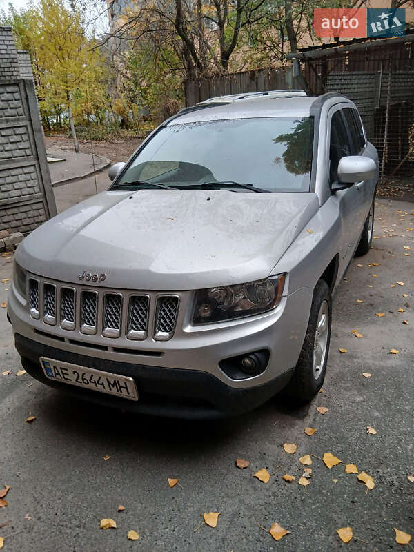 Внедорожник / Кроссовер Jeep Compass 2013 в Днепре