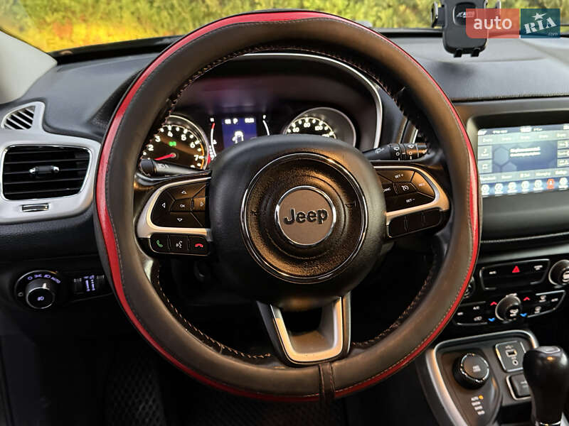 Внедорожник / Кроссовер Jeep Compass 2019 в Стрые