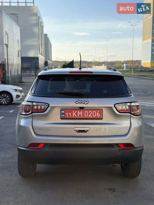 Внедорожник / Кроссовер Jeep Compass 2018 в Киеве фото 4 Внедорожник / Кроссовер Jeep Compass 2018 в Киеве