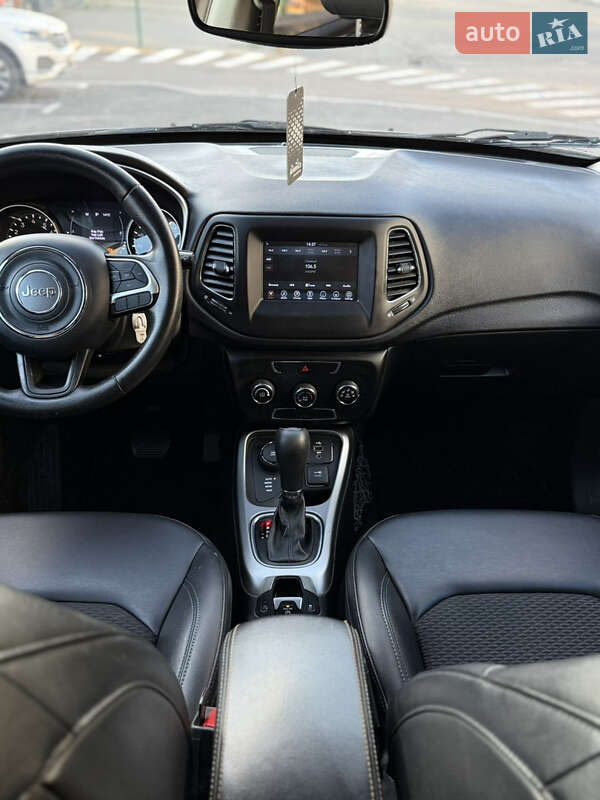 Внедорожник / Кроссовер Jeep Compass 2018 в Киеве фото 14 Внедорожник / Кроссовер Jeep Compass 2018 в Киеве