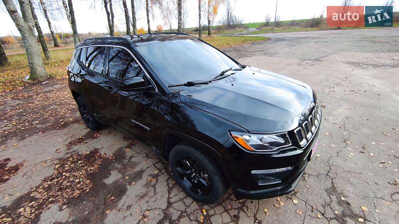 Внедорожник / Кроссовер Jeep Compass 2018 в Тростянце