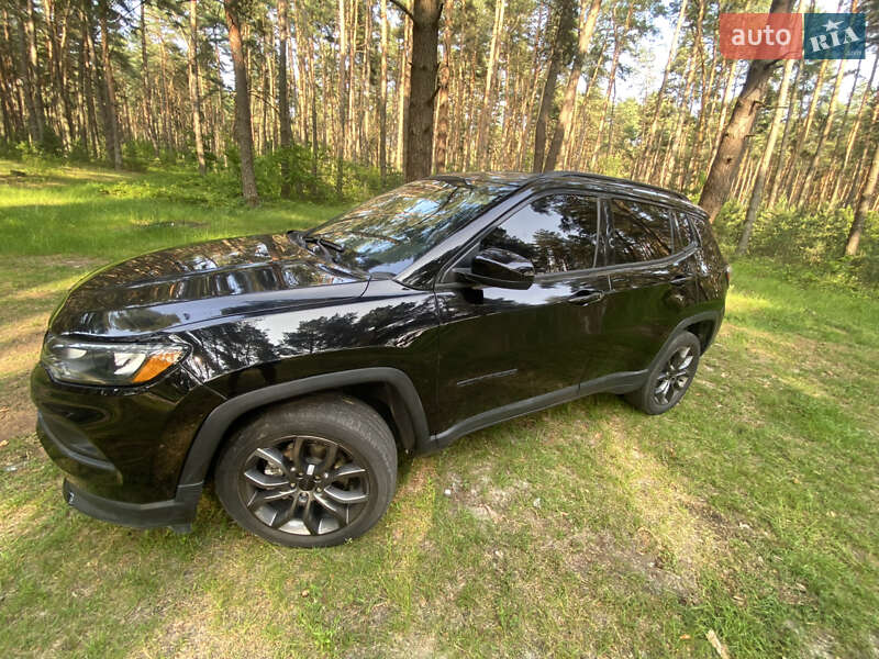 Внедорожник / Кроссовер Jeep Compass 2022 в Золочеве