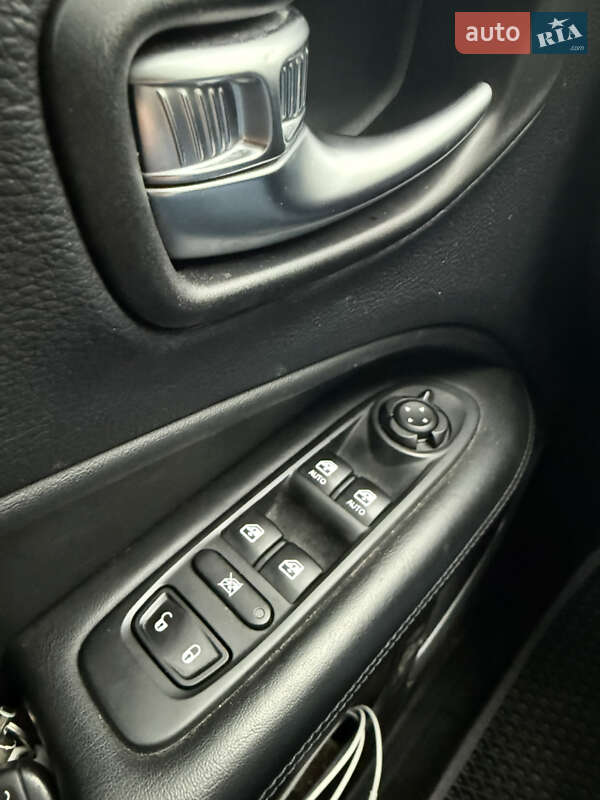 Внедорожник / Кроссовер Jeep Compass 2018 в Днепре фото 6 Внедорожник / Кроссовер Jeep Compass 2018 в Днепре