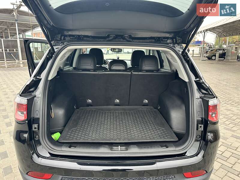 Позашляховик / Кросовер Jeep Compass 2017 в Полтаві фото 16 Позашляховик / Кросовер Jeep Compass 2017 в Полтаві