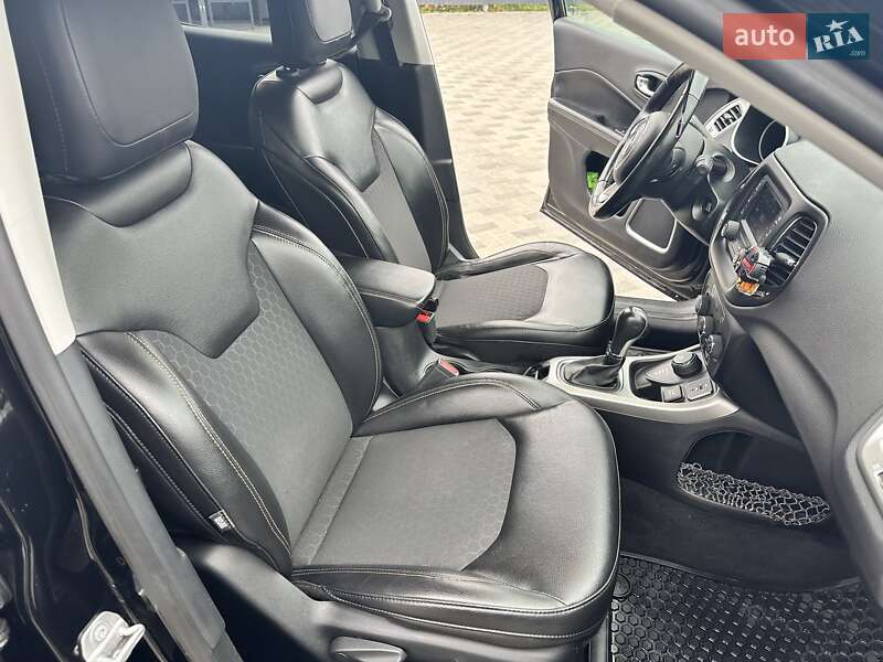 Позашляховик / Кросовер Jeep Compass 2017 в Полтаві фото 25 Позашляховик / Кросовер Jeep Compass 2017 в Полтаві