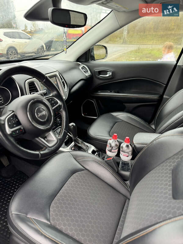 Внедорожник / Кроссовер Jeep Compass 2017 в Киеве фото 12 Внедорожник / Кроссовер Jeep Compass 2017 в Киеве