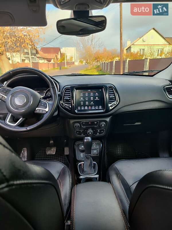 Внедорожник / Кроссовер Jeep Compass 2018 в Дубно