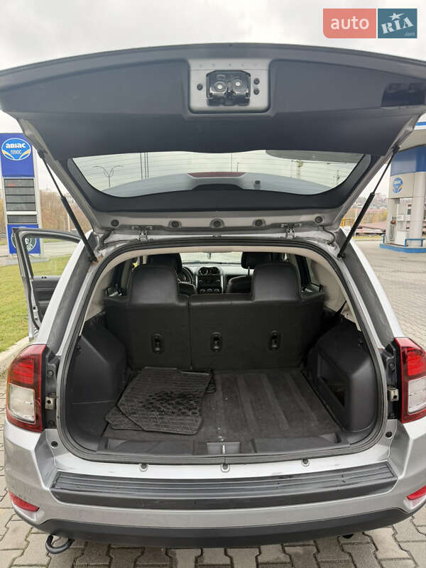 Внедорожник / Кроссовер Jeep Compass 2014 в Хмельницком