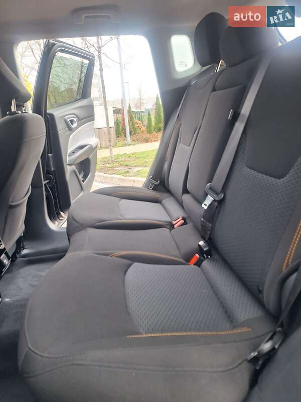 Позашляховик / Кросовер Jeep Compass 2022 в Києві фото 54 Позашляховик / Кросовер Jeep Compass 2022 в Києві