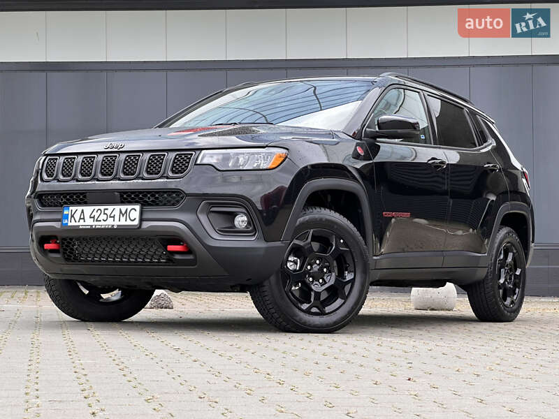 Внедорожник / Кроссовер Jeep Compass 2023 в Киеве