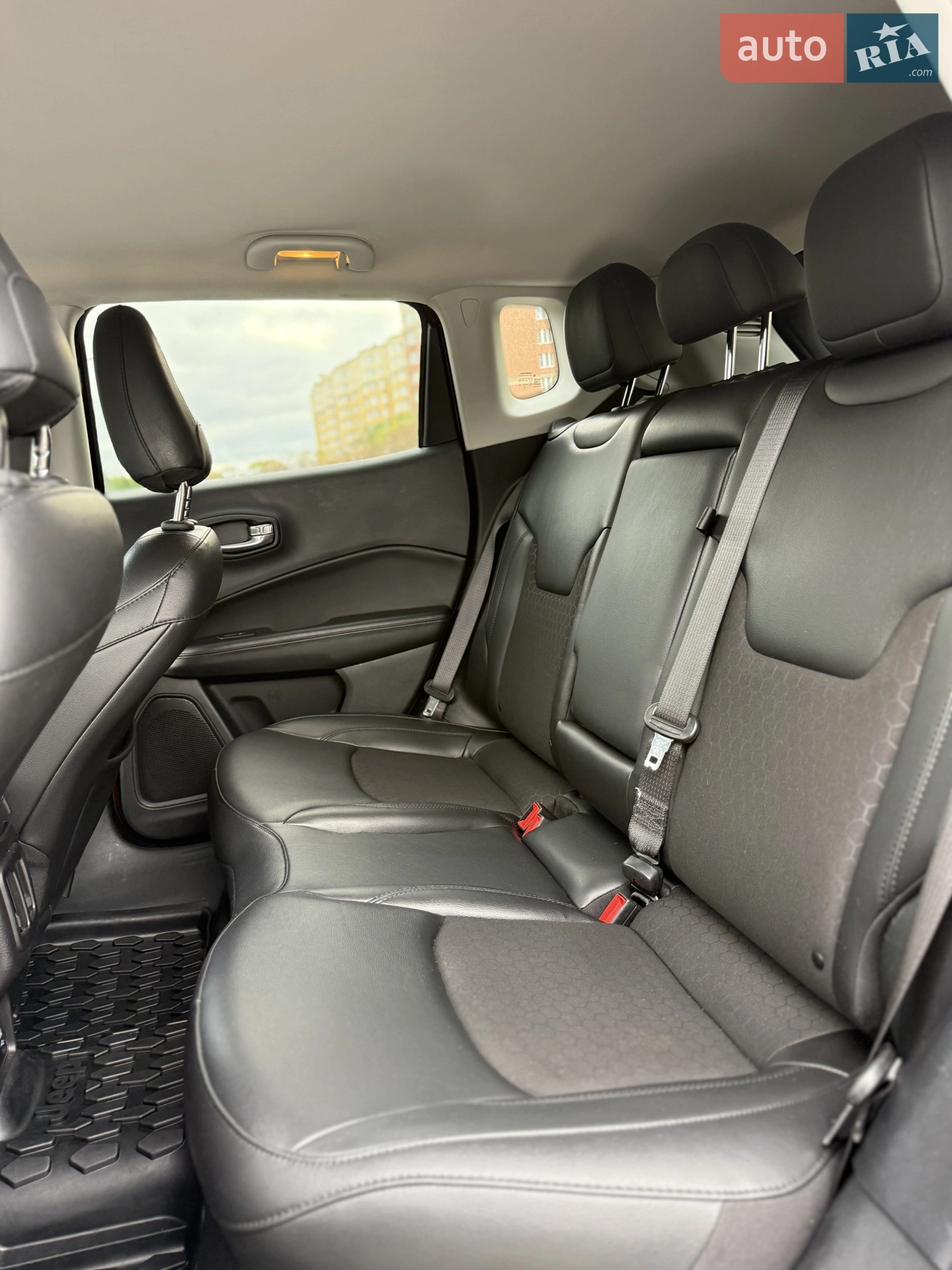 2020 Jeep Compass - мініатюра 15