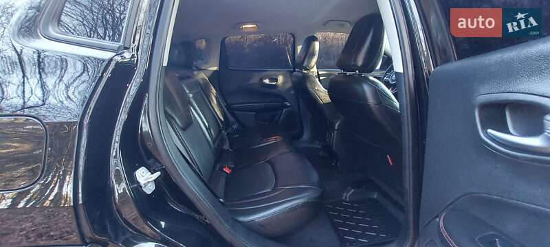 Позашляховик / Кросовер Jeep Compass 2017 в Дубні фото 20 Позашляховик / Кросовер Jeep Compass 2017 в Дубні