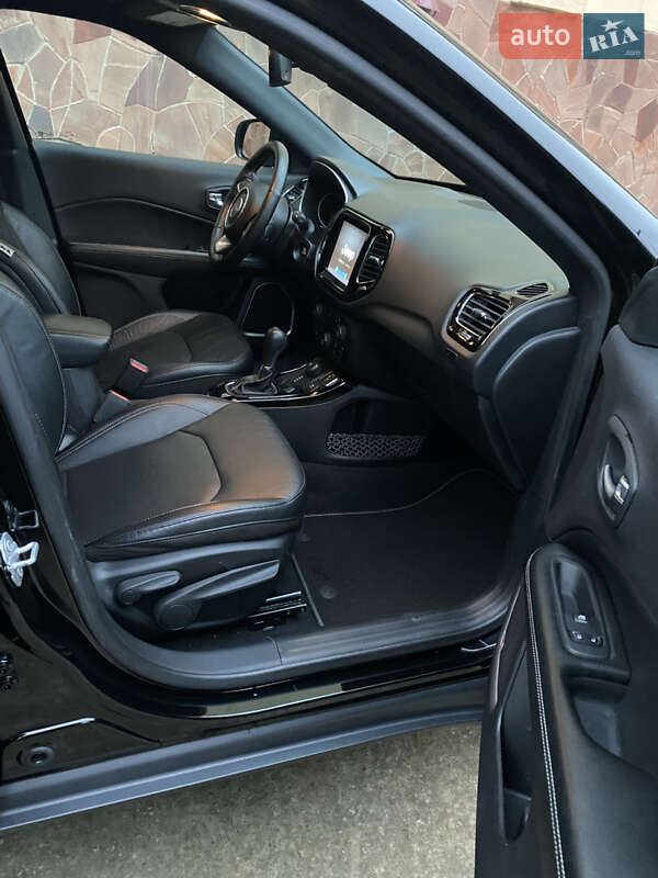 Позашляховик / Кросовер Jeep Compass 2020 в Києві фото 11 Позашляховик / Кросовер Jeep Compass 2020 в Києві