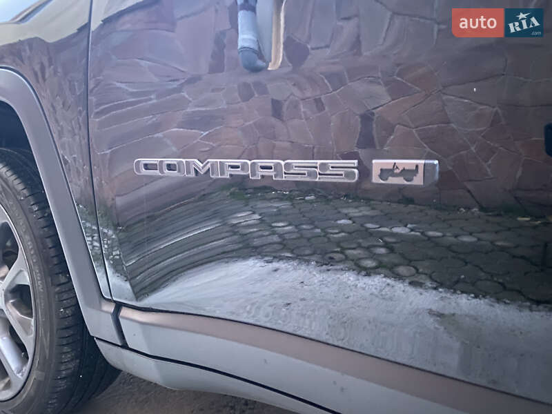 Позашляховик / Кросовер Jeep Compass 2020 в Києві фото 24 Позашляховик / Кросовер Jeep Compass 2020 в Києві