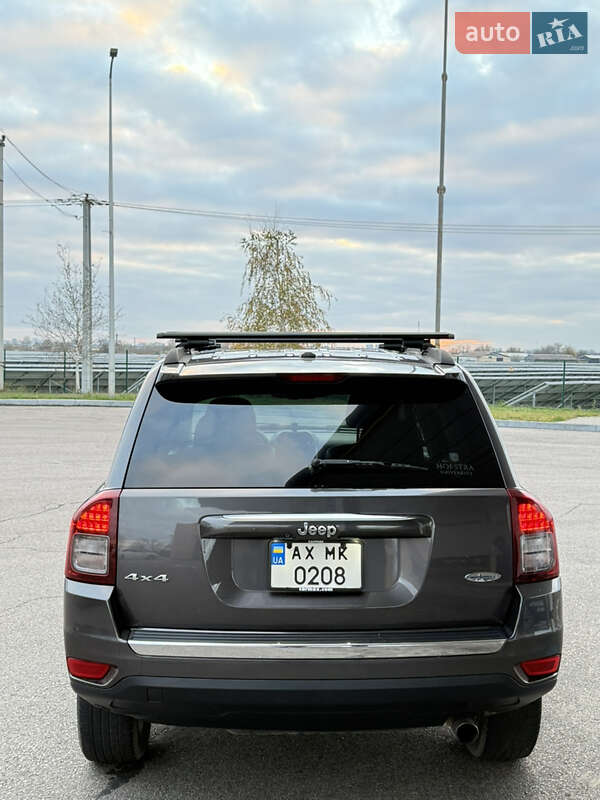 Внедорожник / Кроссовер Jeep Compass 2015 в Днепре фото 4 Внедорожник / Кроссовер Jeep Compass 2015 в Днепре