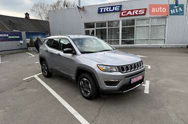 Внедорожник / Кроссовер Jeep Compass 2018 в Киеве