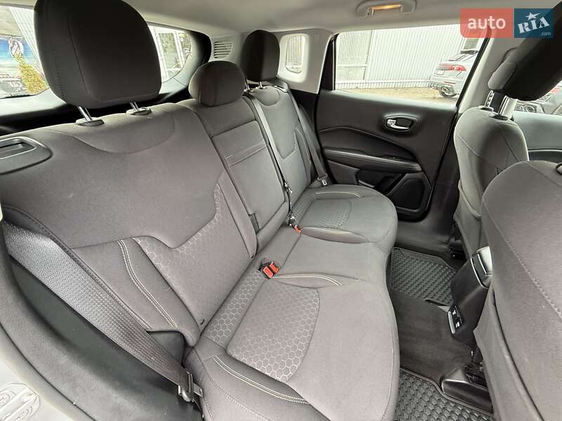 Внедорожник / Кроссовер Jeep Compass 2018 в Киеве