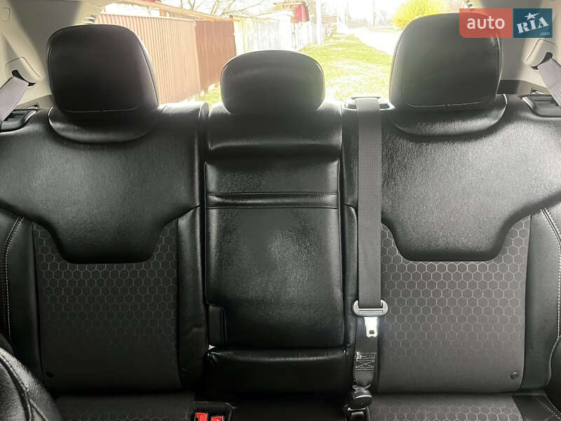 Позашляховик / Кросовер Jeep Compass 2018 в Броварах фото 24 Позашляховик / Кросовер Jeep Compass 2018 в Броварах