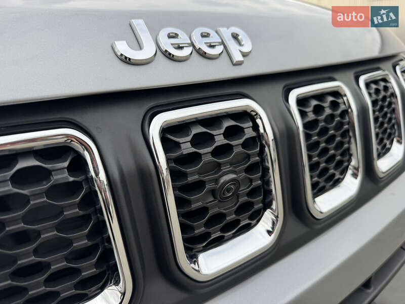 Внедорожник / Кроссовер Jeep Compass 2023 в Калуше