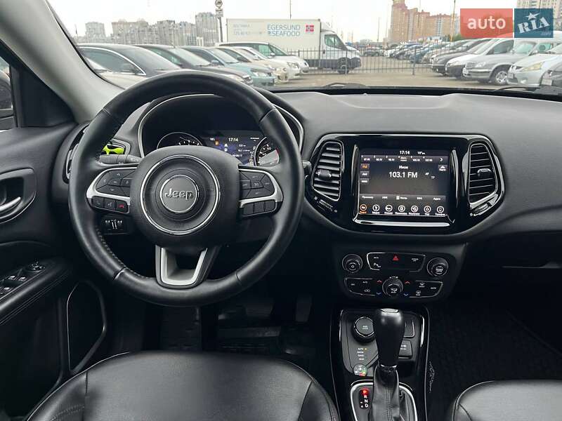 Внедорожник / Кроссовер Jeep Compass 2018 в Киеве