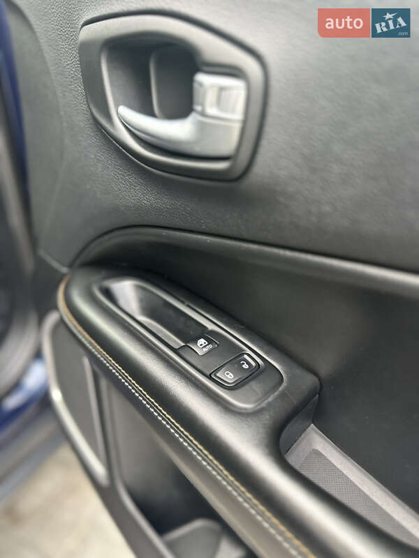 Позашляховик / Кросовер Jeep Compass 2018 в Дніпрі