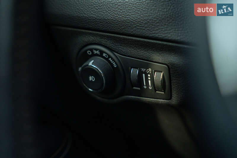 Внедорожник / Кроссовер Jeep Compass 2018 в Черновцах