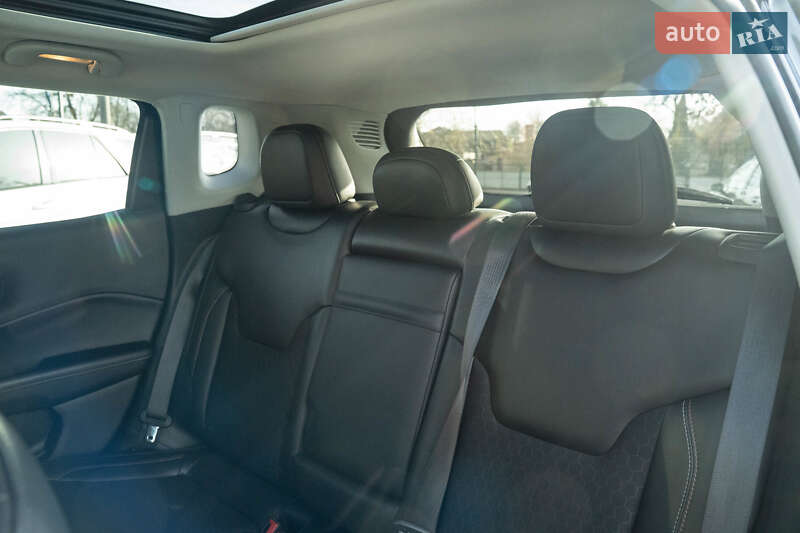 Внедорожник / Кроссовер Jeep Compass 2018 в Черновцах