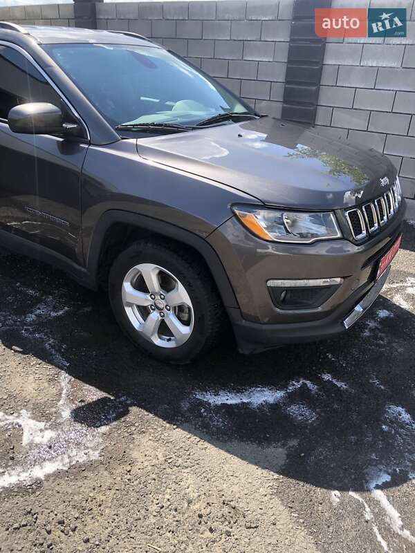 Внедорожник / Кроссовер Jeep Compass 2018 в Ровно