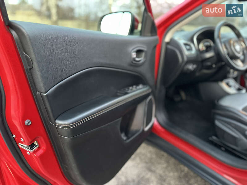 Позашляховик / Кросовер Jeep Compass 2018 в Первомайську