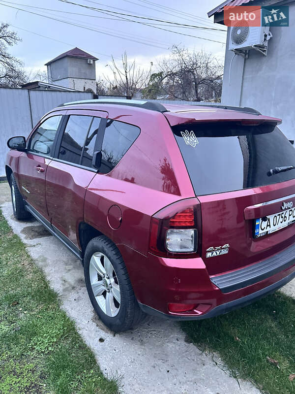 Внедорожник / Кроссовер Jeep Compass 2014 в Черкассах фото 3 Внедорожник / Кроссовер Jeep Compass 2014 в Черкассах