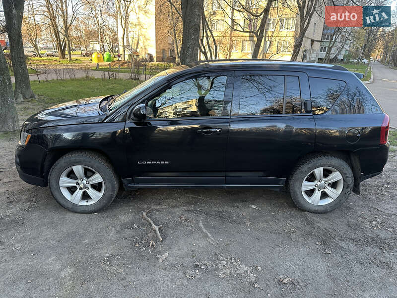 Позашляховик / Кросовер Jeep Compass 2014 в Києві